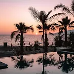 Hotel El Primero 4*