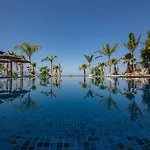El Primero Hotel