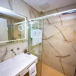 El Primero Hotel 4*