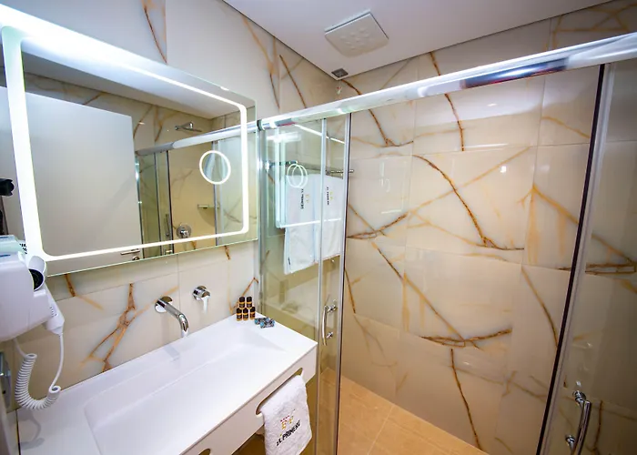 El Primero 酒店 4*