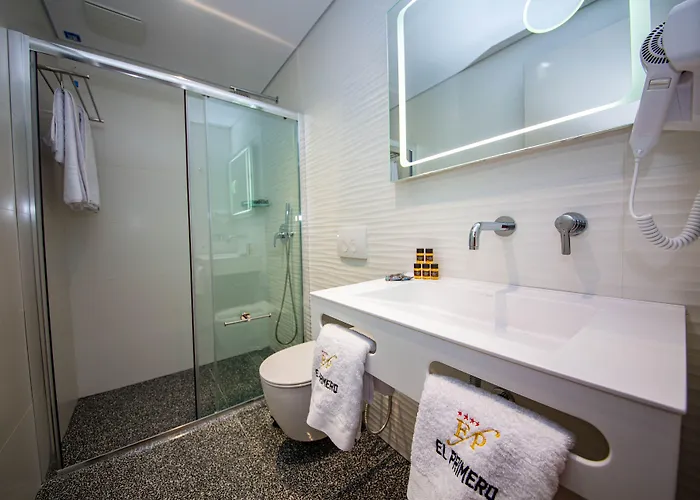 El Primero فندق 4*