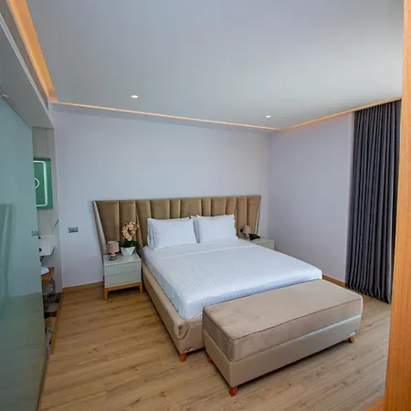 El Primero Otel Saranda