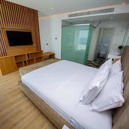 El Primero Hotel 4*