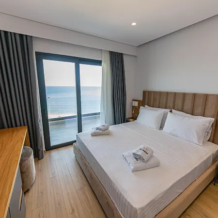 فندق El Primero 4*